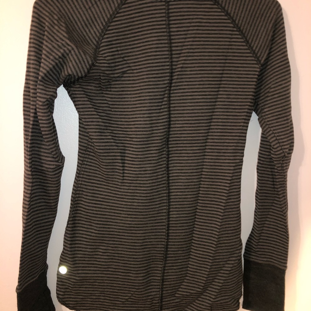 Lululemon long sleeve shirt